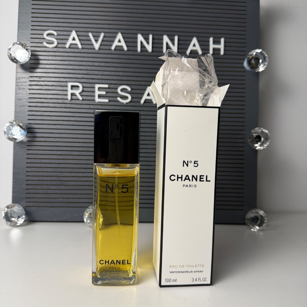 Chanel No5 3.4oz EDT Only tried a few sprays comes with Box - Picture 2 of 5